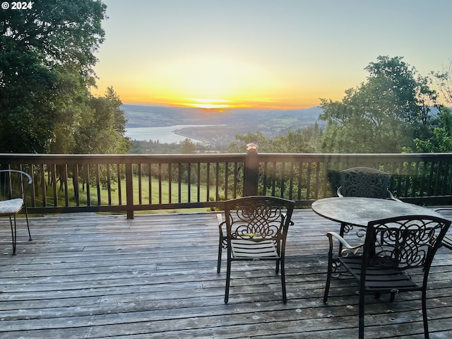 view of deck at dusk