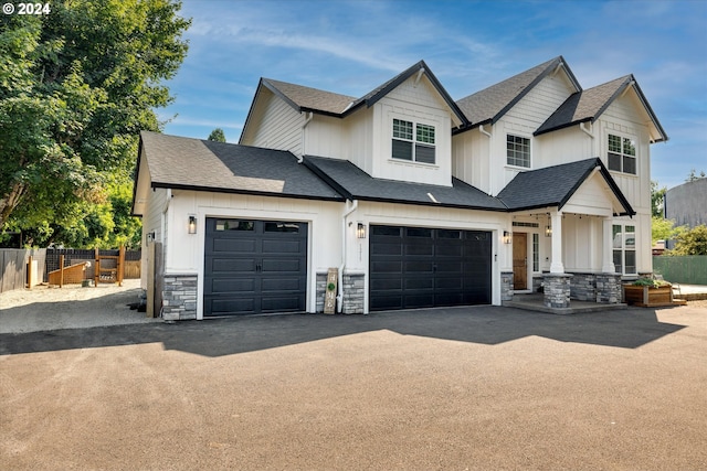 view of front facade with a garage