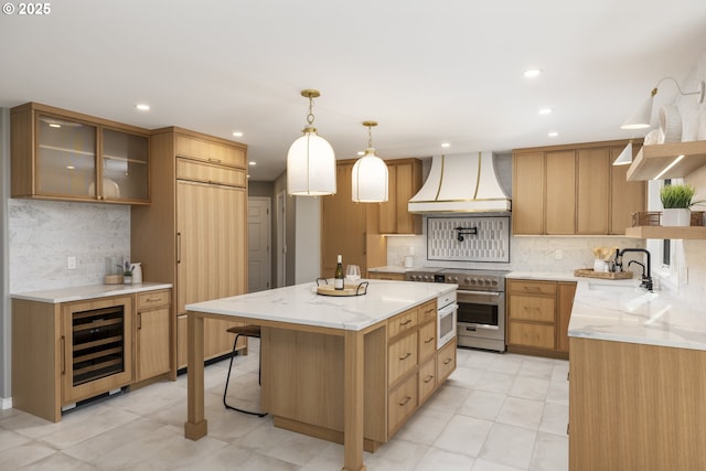 33280 NE Haugen Rd, Newberg, OR 97132 - kitchen with custom exhaust hood, high end range, beverage cooler, open shelves, and tasteful backsplash