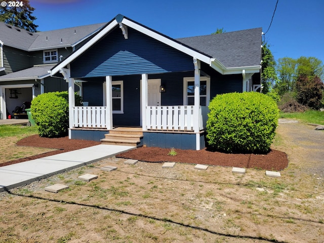 80 S 21st St, Saint Helens, OR 97051 - bungalow featuring covered porch and a shingled roof