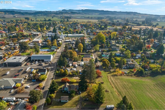 420 W Grant St, Carlton, OR 97111