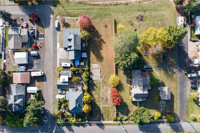 420 W Grant St, Carlton, OR 97111