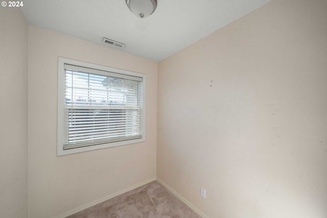10909 SW Adele Dr, Portland, OR 97225 - unfurnished room featuring light carpet and baseboards