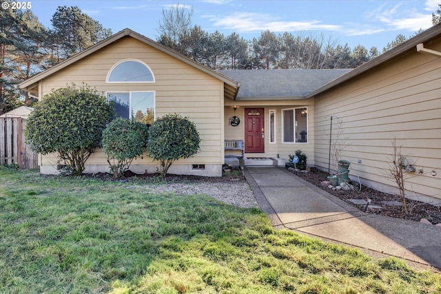 view of front of home with a front lawn