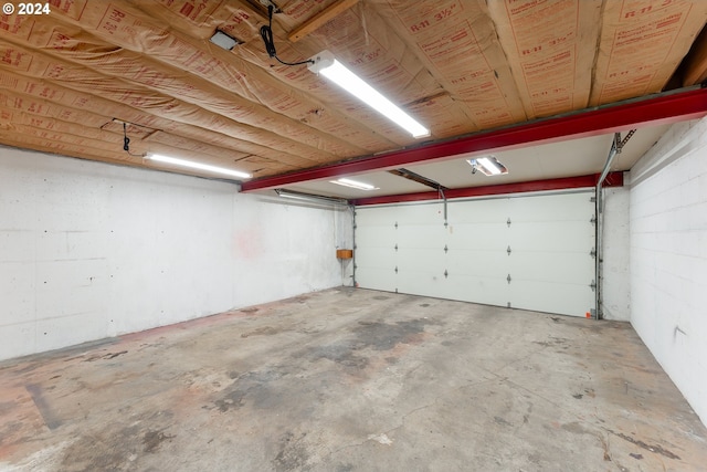 386 Longview Dr, Elkton, OR 97436 - view of garage