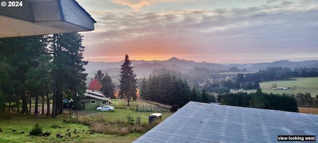 386 Longview Dr, Elkton, OR 97436 - view of mountain background