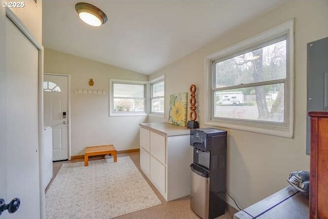 206 Farview Dr, Vancouver, WA 98661 - entryway with lofted ceiling