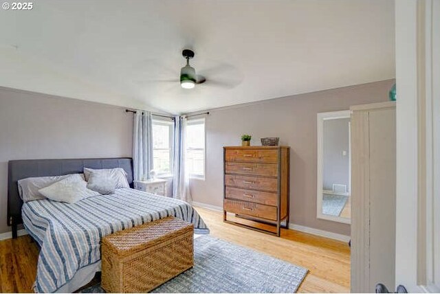 206 Farview Dr, Vancouver, WA 98661 - bedroom with vaulted ceiling, wood finished floors, baseboards, and ceiling fan