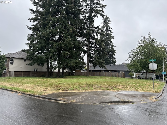 view of front of home with fence