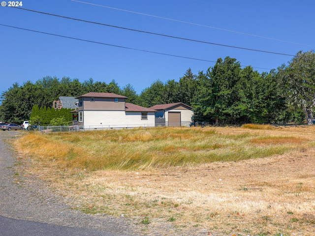 Listing photo 2 for 165 SE 2nd St SE Lot B, Lot B, Warrenton OR 97146