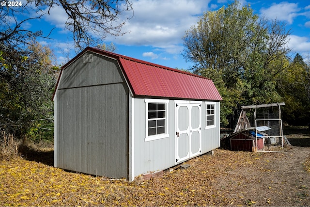 view of outbuilding