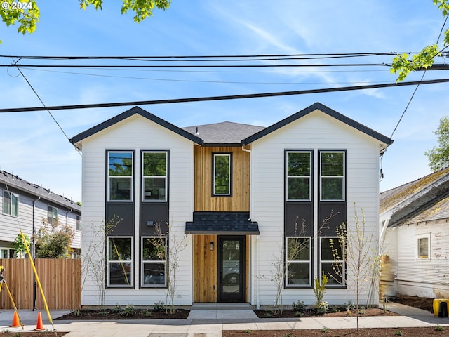 view of front facade