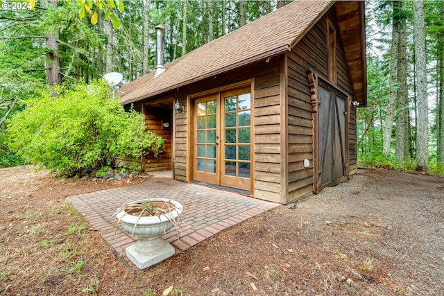 view of outbuilding