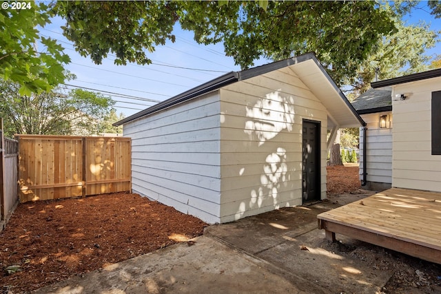 view of outbuilding