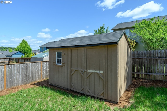 view of shed / structure