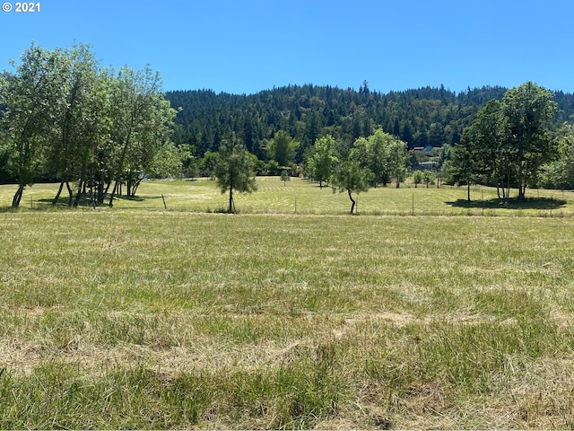 Listing photo 2 for 2101 Lookingglass Rd, Roseburg OR 97471