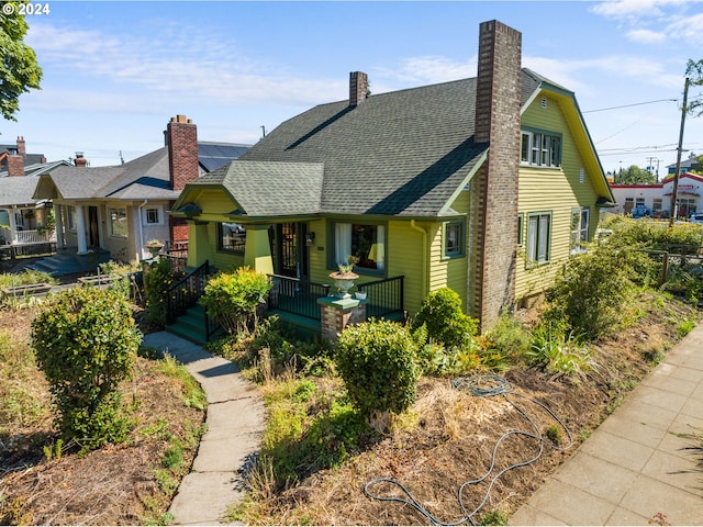 bungalow featuring covered porch