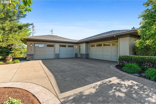 view of front of home featuring a garage