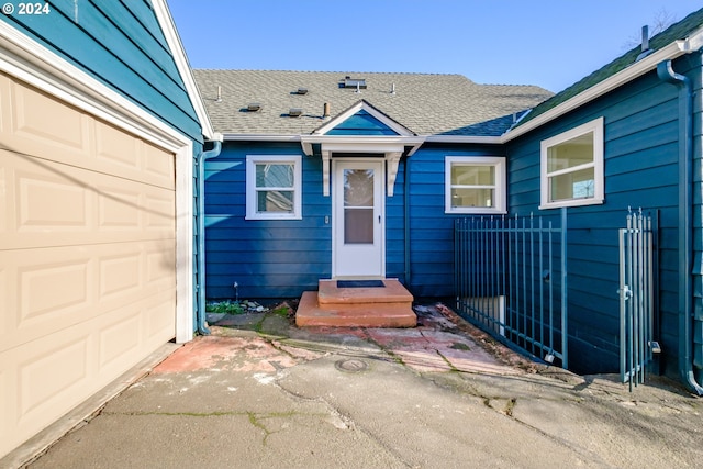 895 Hilltop Dr, Salem, OR 97304 - doorway to property featuring roof with shingles