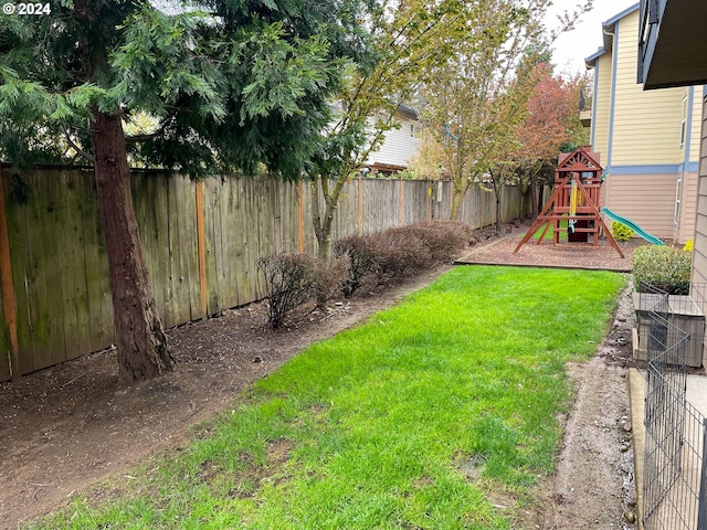 view of yard featuring a playground