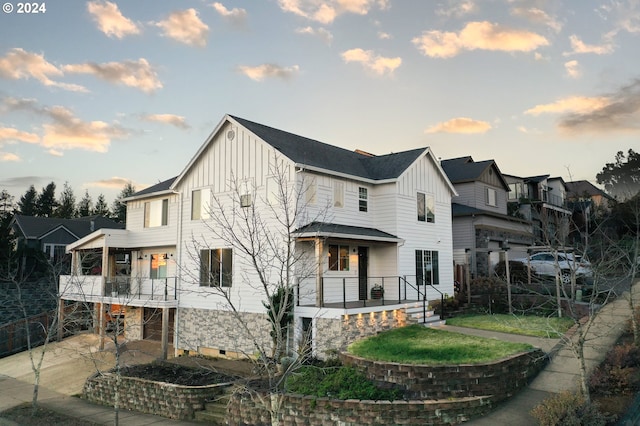 view of front of home featuring a garage