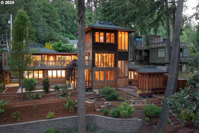 2275 Floral Hill Dr, Eugene, OR 97403 - view of back of property