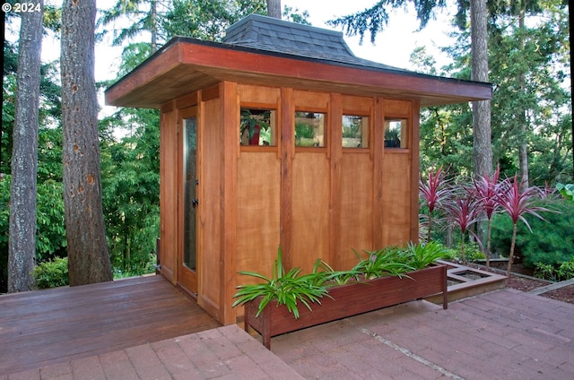 2275 Floral Hill Dr, Eugene, OR 97403 - view of outbuilding