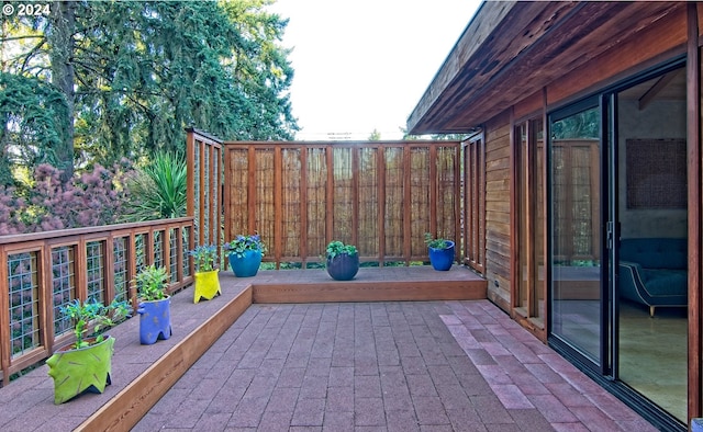 2275 Floral Hill Dr, Eugene, OR 97403 - view of patio