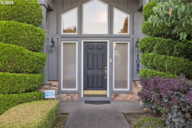 view of entrance to property