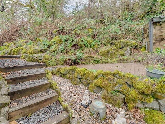 4196 SE Pinehurst Ave, Milwaukie, OR 97267 - view of yard featuring a patio area