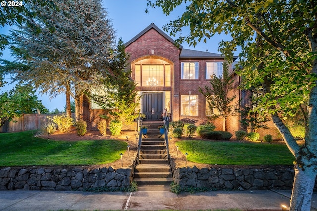 view of front of property with a front yard