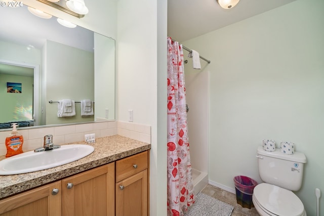 bathroom featuring backsplash, vanity, a shower with shower curtain, and toilet