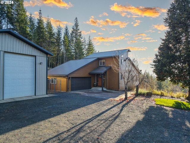 view of front of property featuring a garage