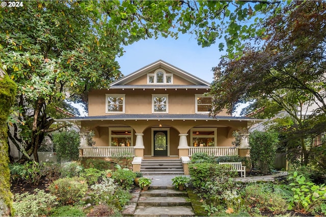 view of front of home featuring a porch