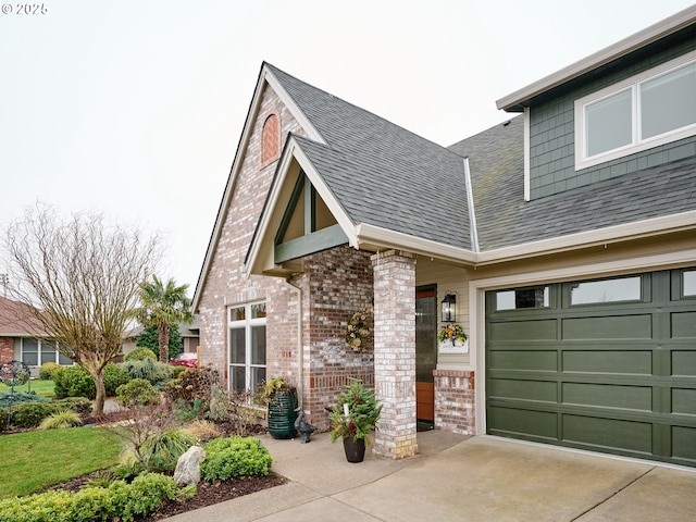 view of front of home featuring a garage