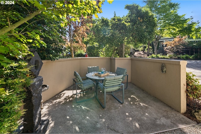 view of patio / terrace with outdoor dining space