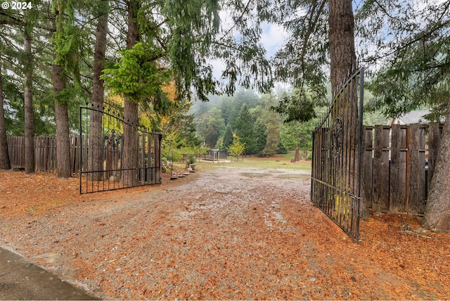 681 Hamlin Dr, Canyonville, OR 97417 - view of street featuring a gated entry