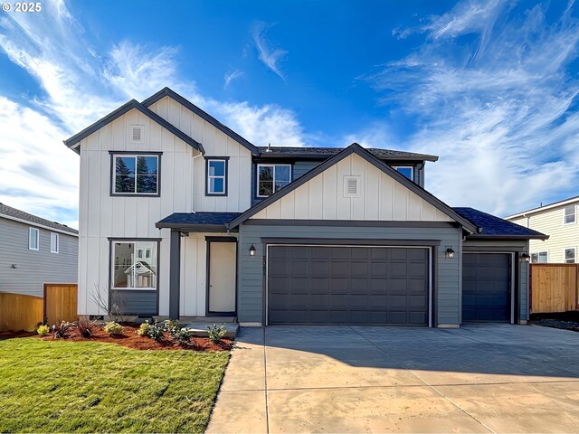 view of front of house featuring a garage