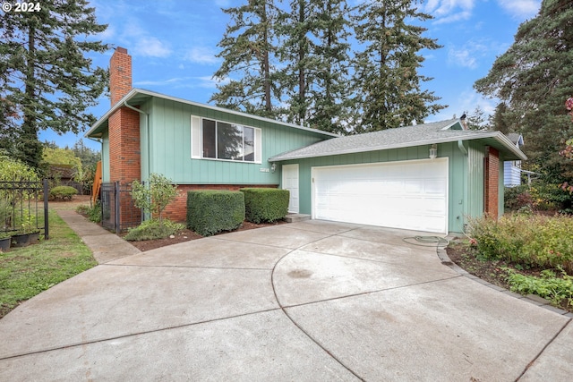 view of front of house with a garage