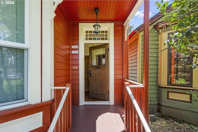 view of entrance to property