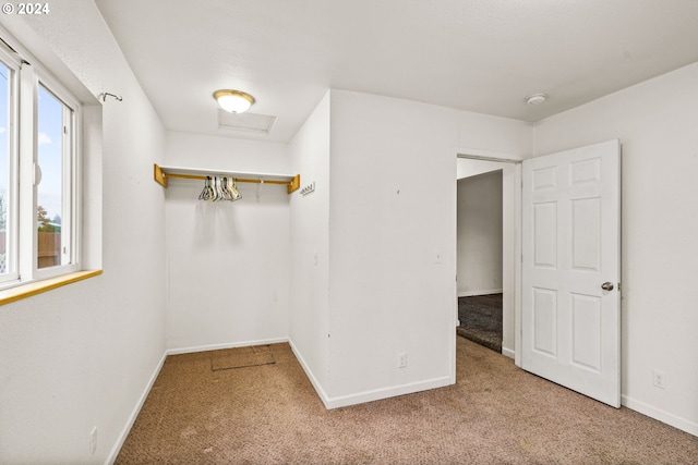 empty room featuring carpet flooring