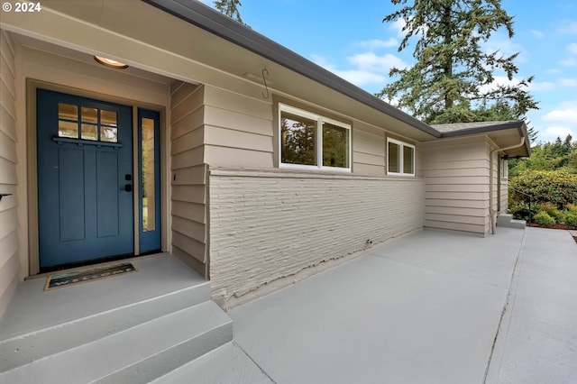 view of doorway to property