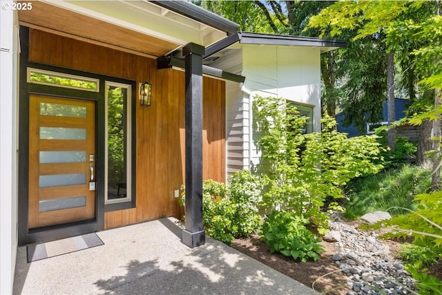 17808 Hillside Way, Lake Oswego, OR 97034 - property entrance