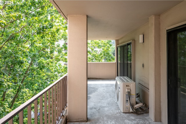 balcony with washer / dryer