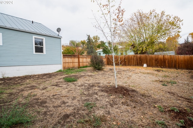 410 N Mountain Blvd, Mount Vernon, OR 97865 - view of yard featuring a fenced backyard
