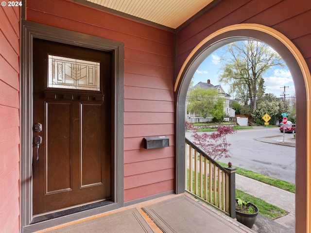 property entrance with a porch