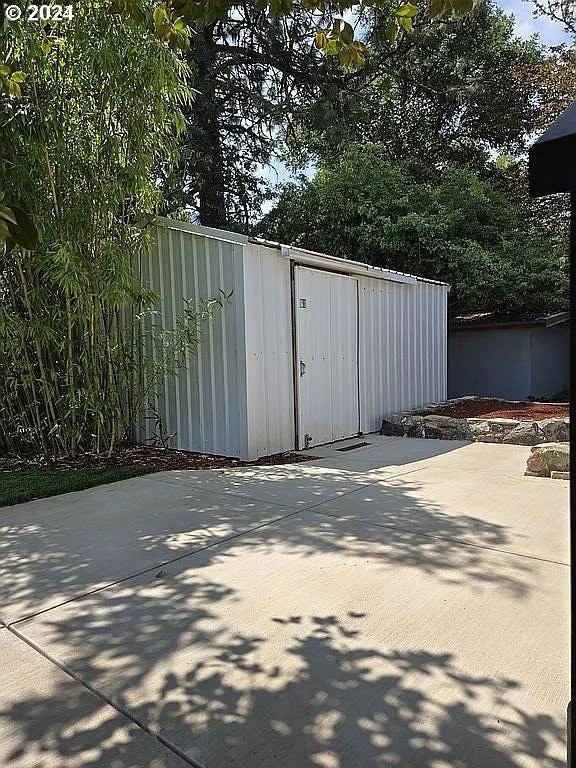 591 Fairchild St, Canyonville, OR 97417 - view of shed