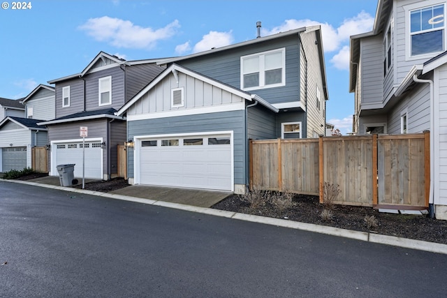 view of front facade with a garage