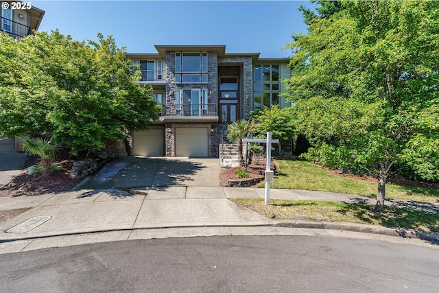 view of front of house with a garage