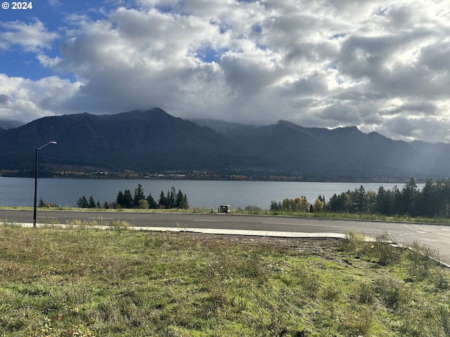 147 NE Bruce Hts Unit 65, Stevenson, WA 98648